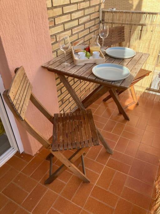 Coqueto Apartamento De Playa Con Piscina Y Terraza Valensiya Dış mekan fotoğraf