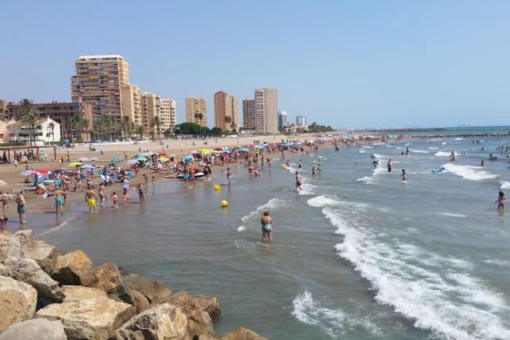 Coqueto Apartamento De Playa Con Piscina Y Terraza Valensiya Dış mekan fotoğraf
